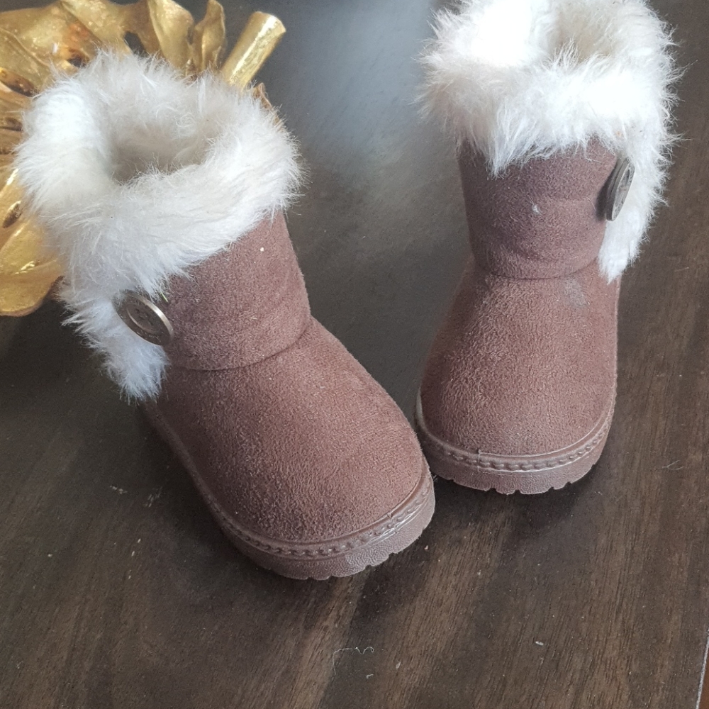 Toddler boots